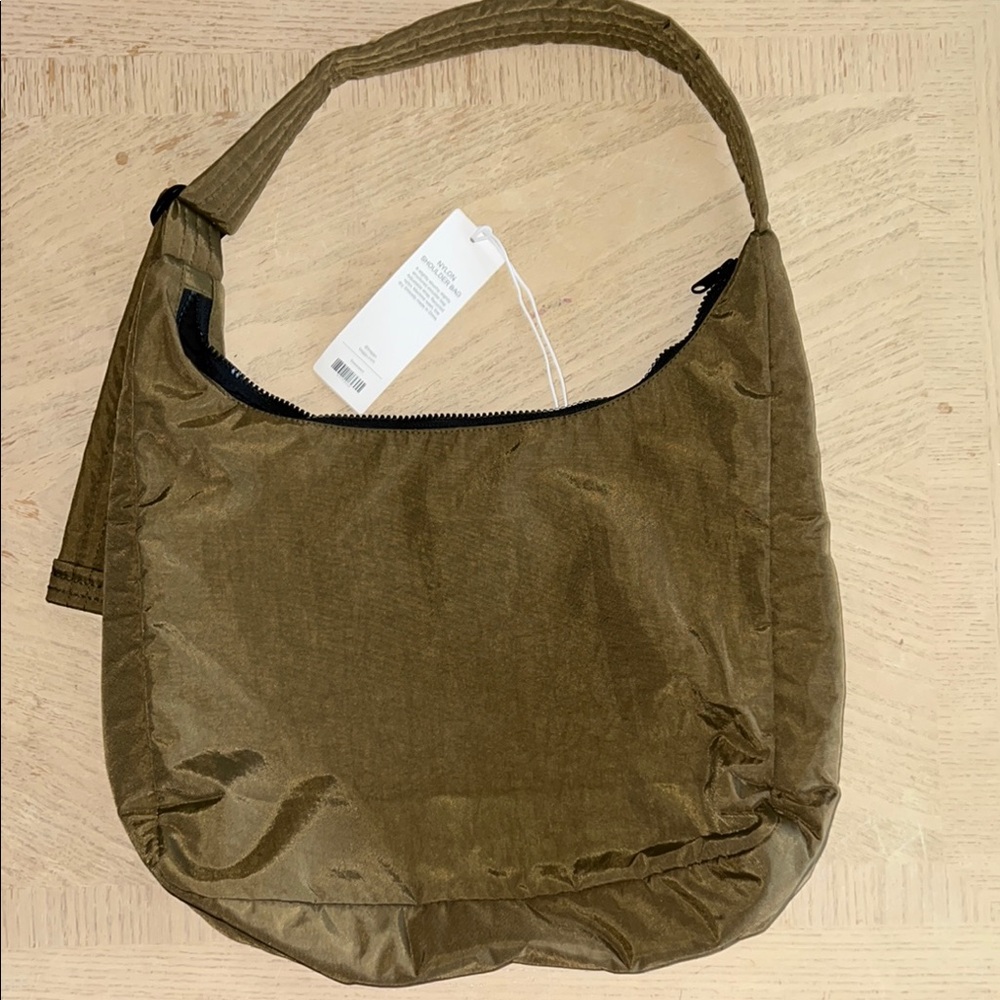 Baggu Nylon Shoulder Bag in Seaweed